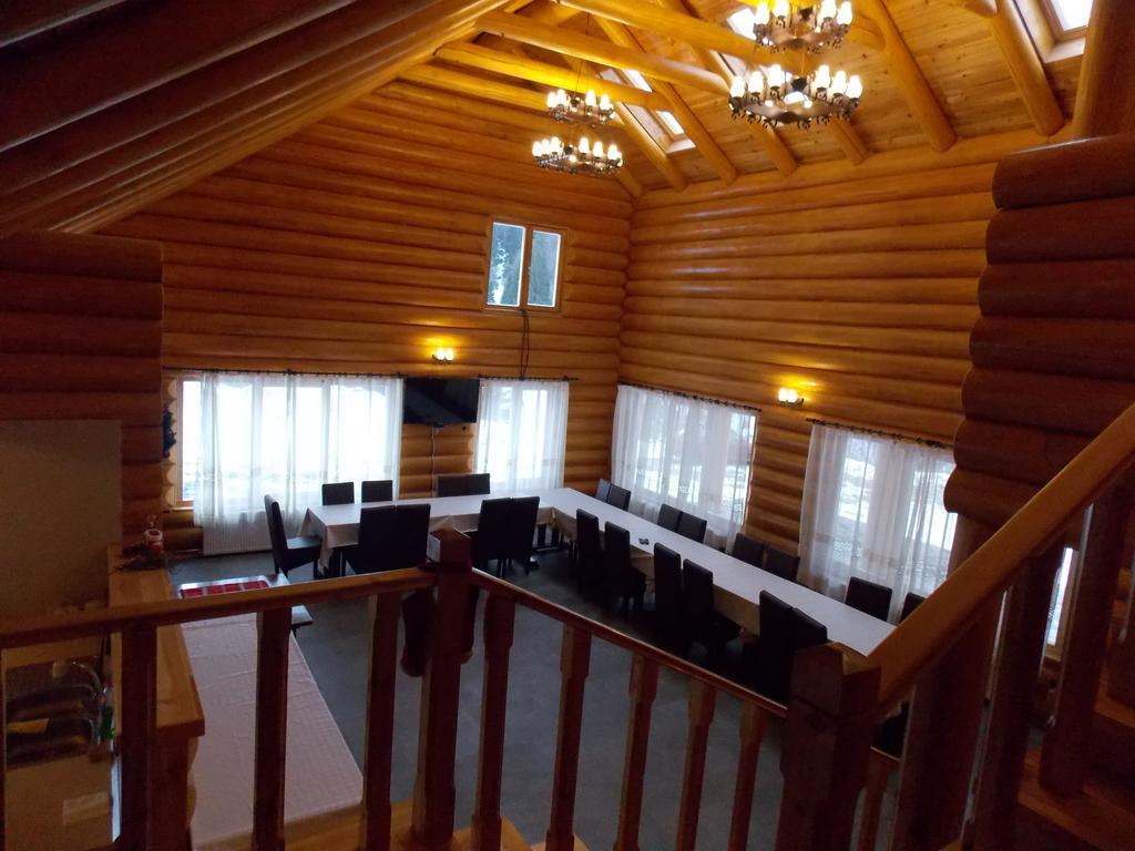 Pensiunea Izbucul Tauz Ghetari Esterno foto